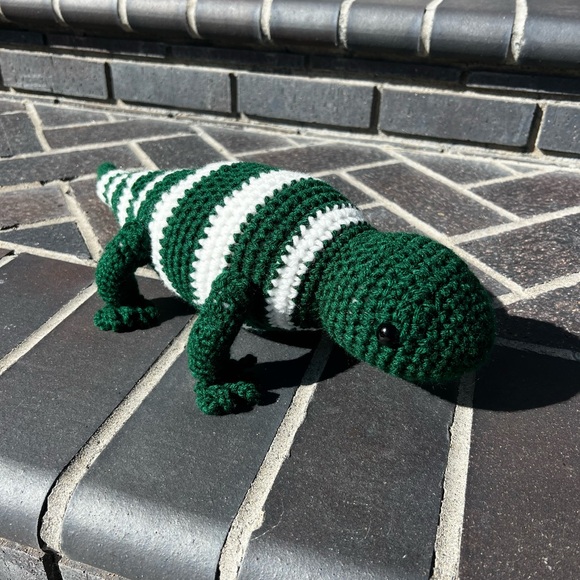 Hand Crocheted Iggy the Green & White Iguana Stuffed Animal Plushie! - Picture 4 of 16